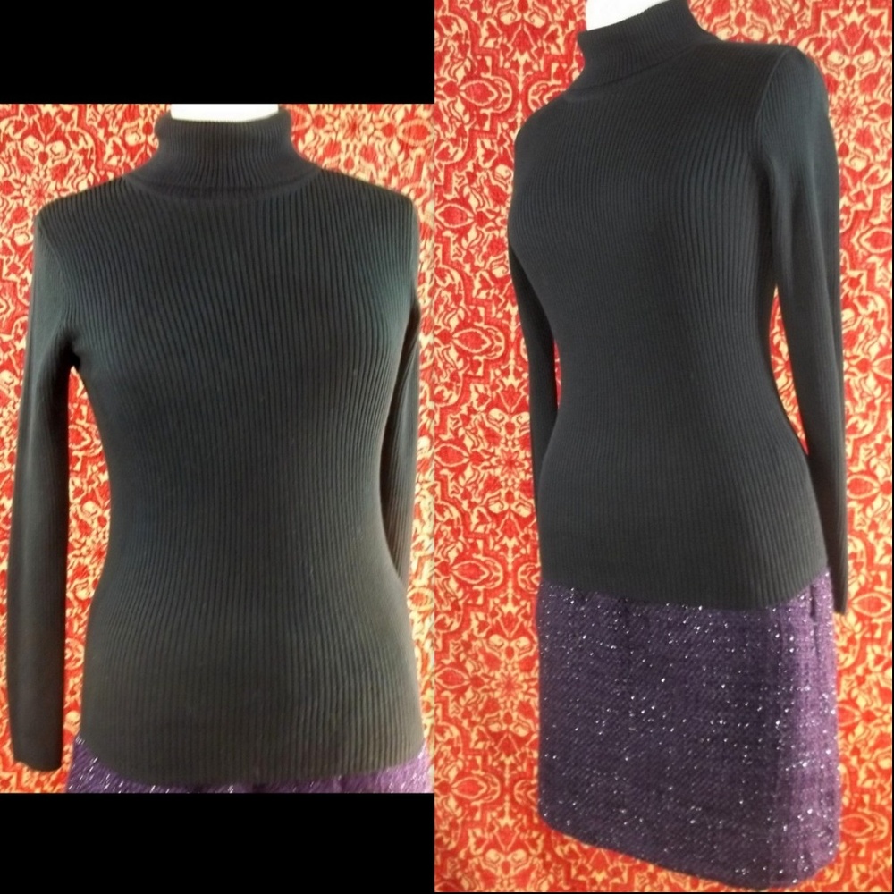ERIKA & CO black ribbed turtleneck knit blouse S✨